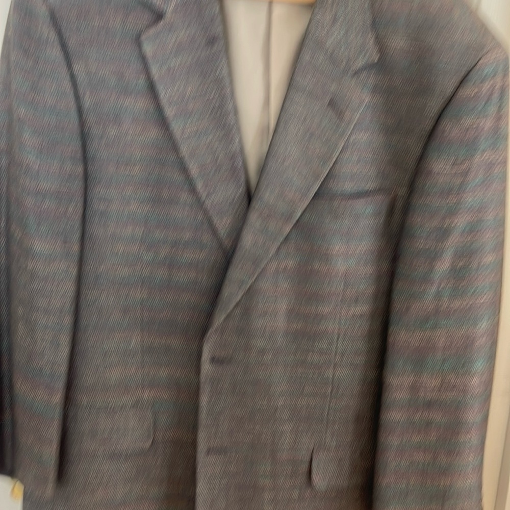 Gorgeous mens jacket wore it one time and had people coming up to me to see it